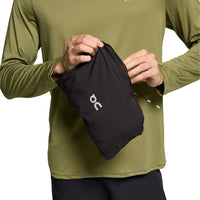 ON Core running jacket in black.
