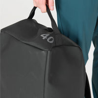 Bassett M Holdall
