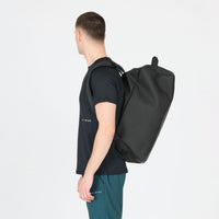 Bassett M Holdall