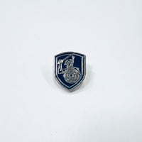 Falkirk Highlander Shield Pin Badge (Silver)