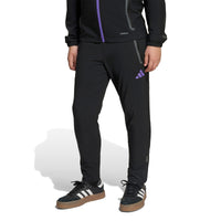 Man Utd 25/26 Football Travel Pants Jnr