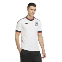 Mexico 26 Away Football Shirt