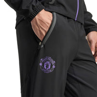 Man Utd 25/26 Football Travel Pants
