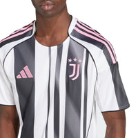 Juventus 25/26 Home Football Shirt