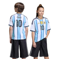 Argentina 26 Home Messi Football Shirt Jnr