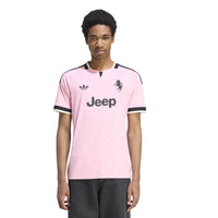 Juventus 26/27 Away Football Shirt