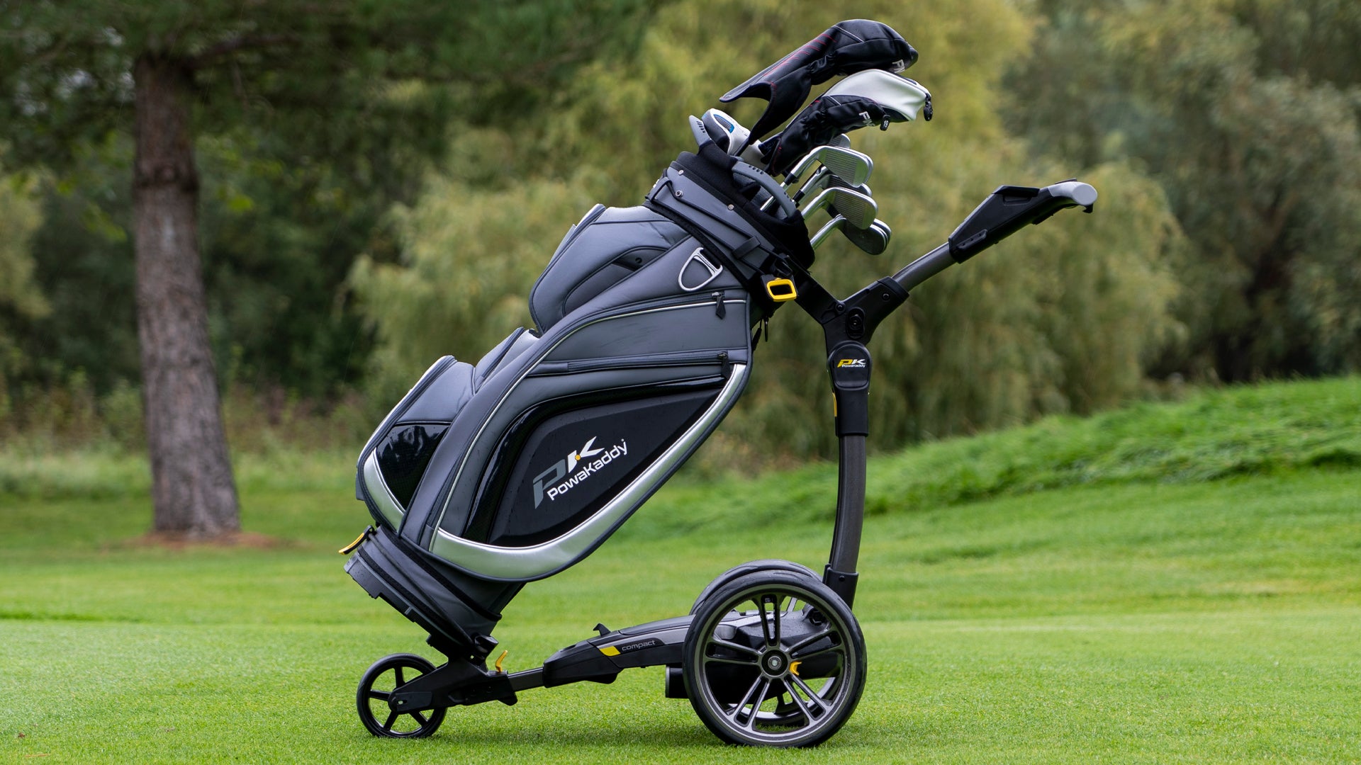 Golf Trolleys & Bags Titleist, PowaKaddy & More Greaves Sports